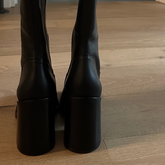 Brand new black Steve Madden boots 5 - Picture 2 of 6